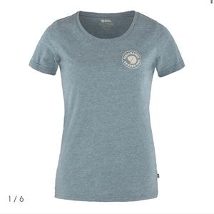 1960 LOGO T-SHIRT W. Fjallraven. Indigo blue-melange.